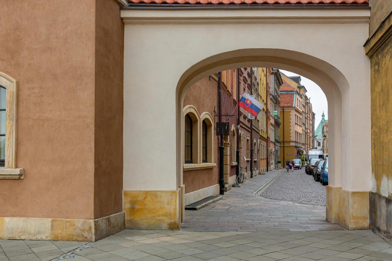 Apartment On The Warsaw Square By Noclegi Renters Exterior photo